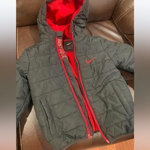 Nike puff jacket